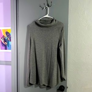 Grey turtle neck very nice good condition